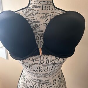 Women’s Strapless Black Push-Up Bra with Front Closure